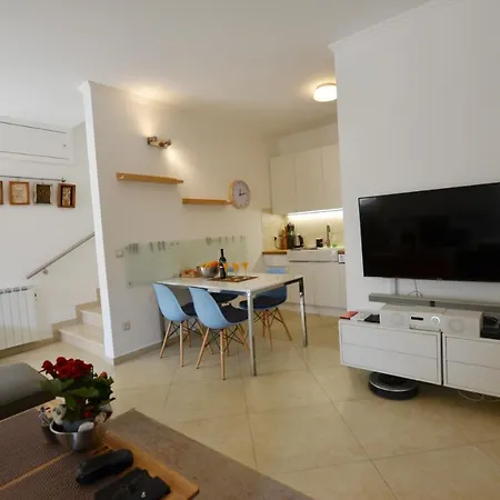 Mia Apartment